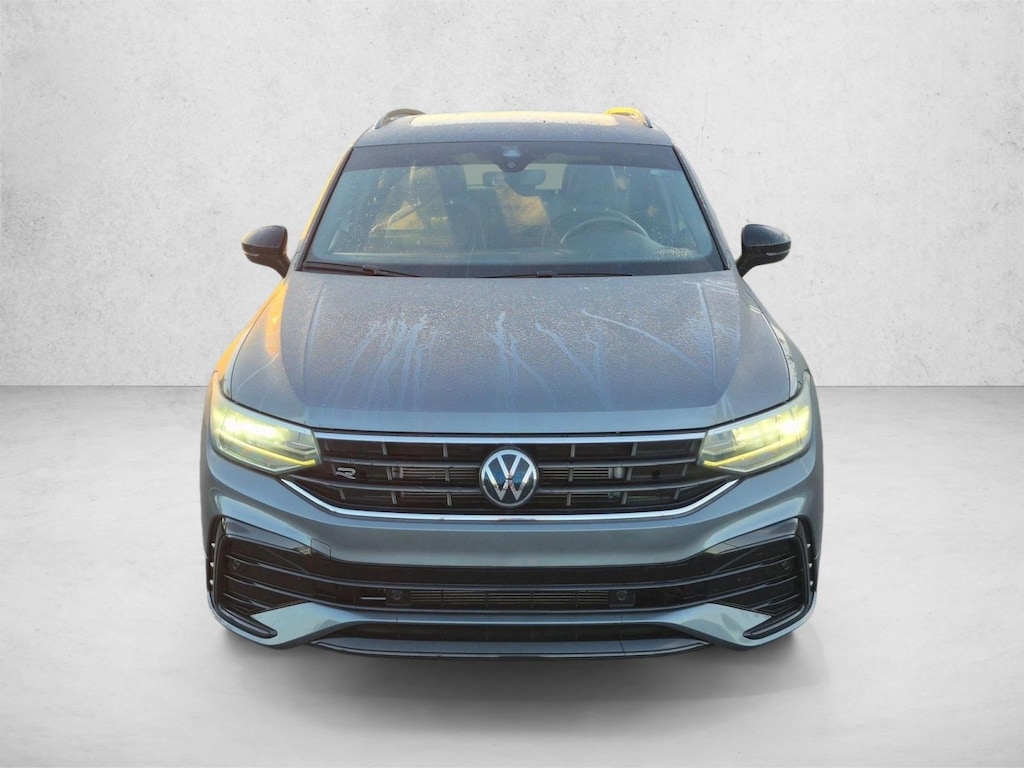 Used 2024 Volkswagen Tiguan SE R-Line Black Sport Utility