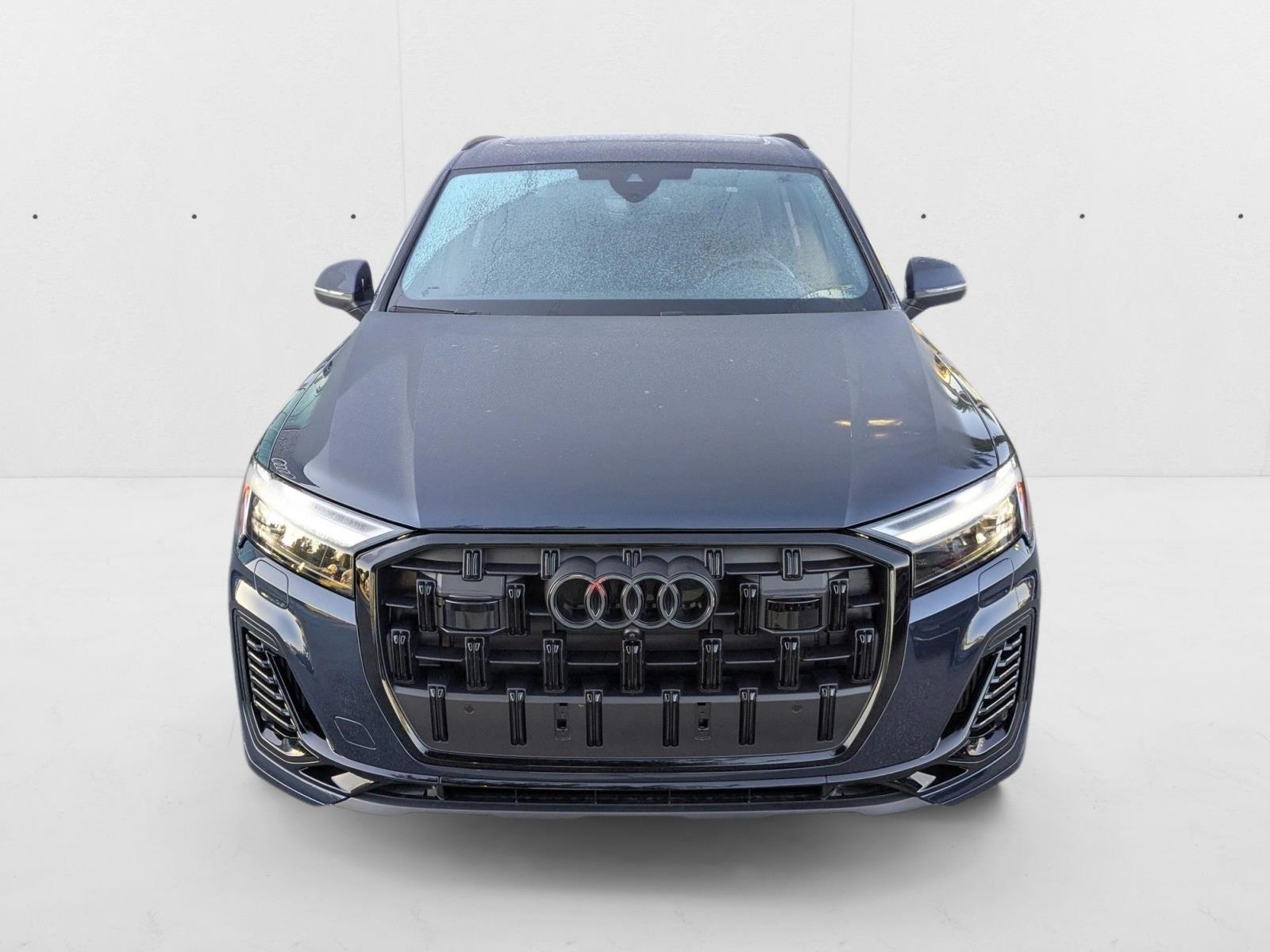 2025 Audi Q7 Premium Plus photo 2