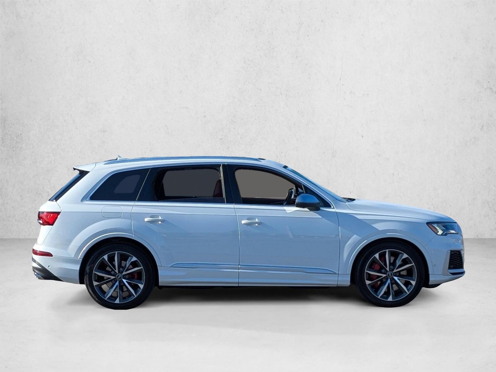 2023 Audi SQ7 Premium Plus photo 3