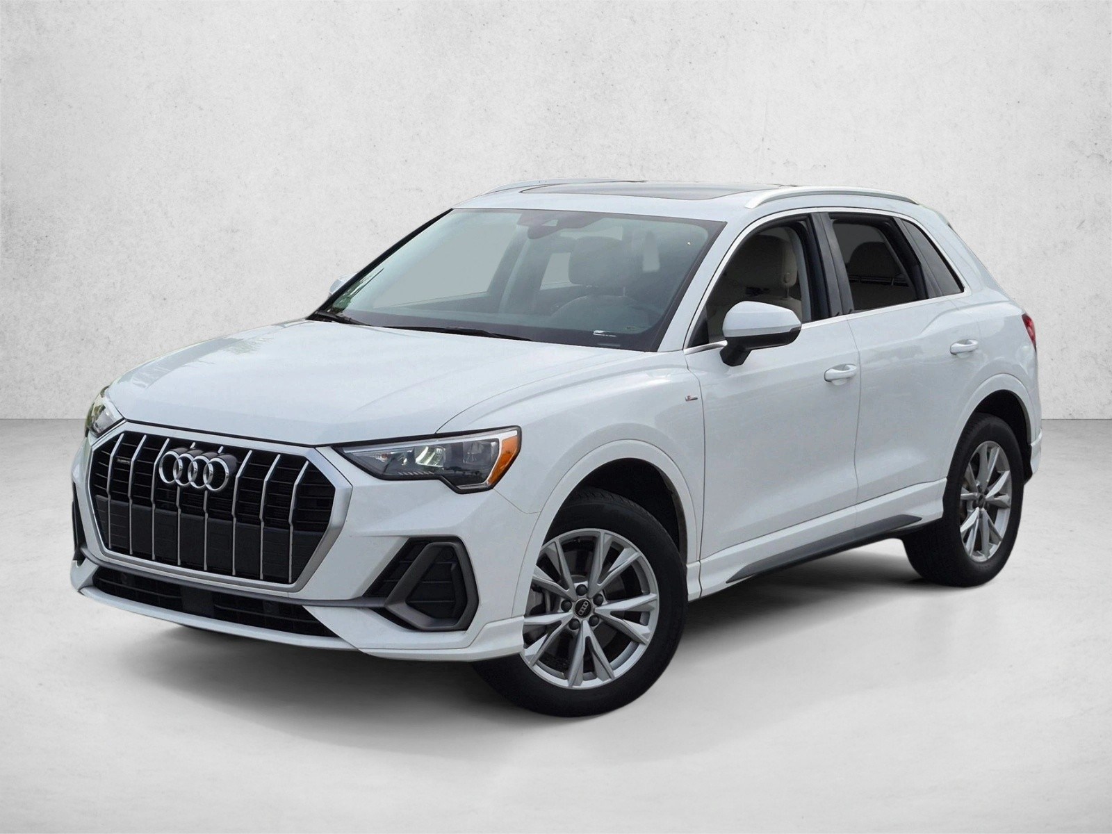 2022 Audi Q3