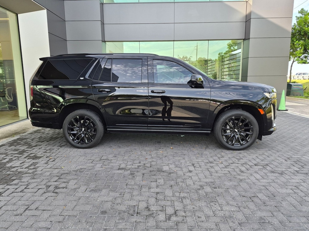 Used 2023 Cadillac Escalade 4WD Sport Platinum Sport Utility