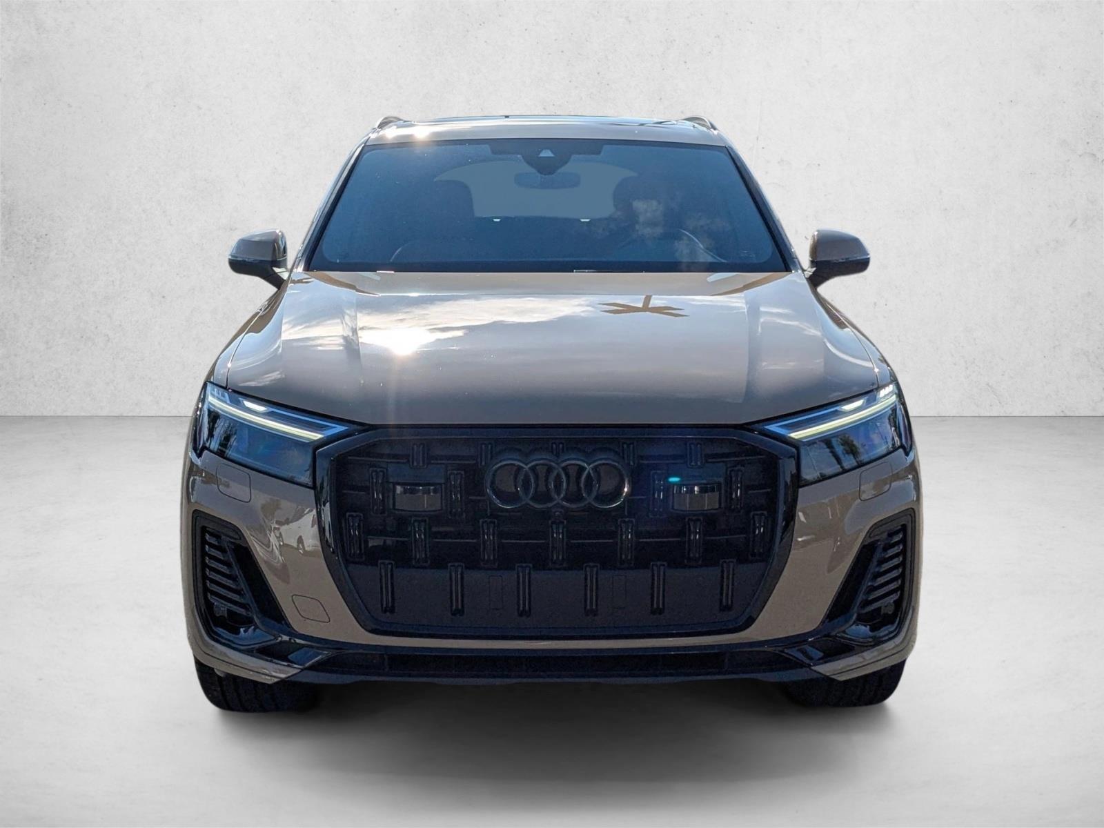 2025 Audi Q7 Premium Plus photo 2