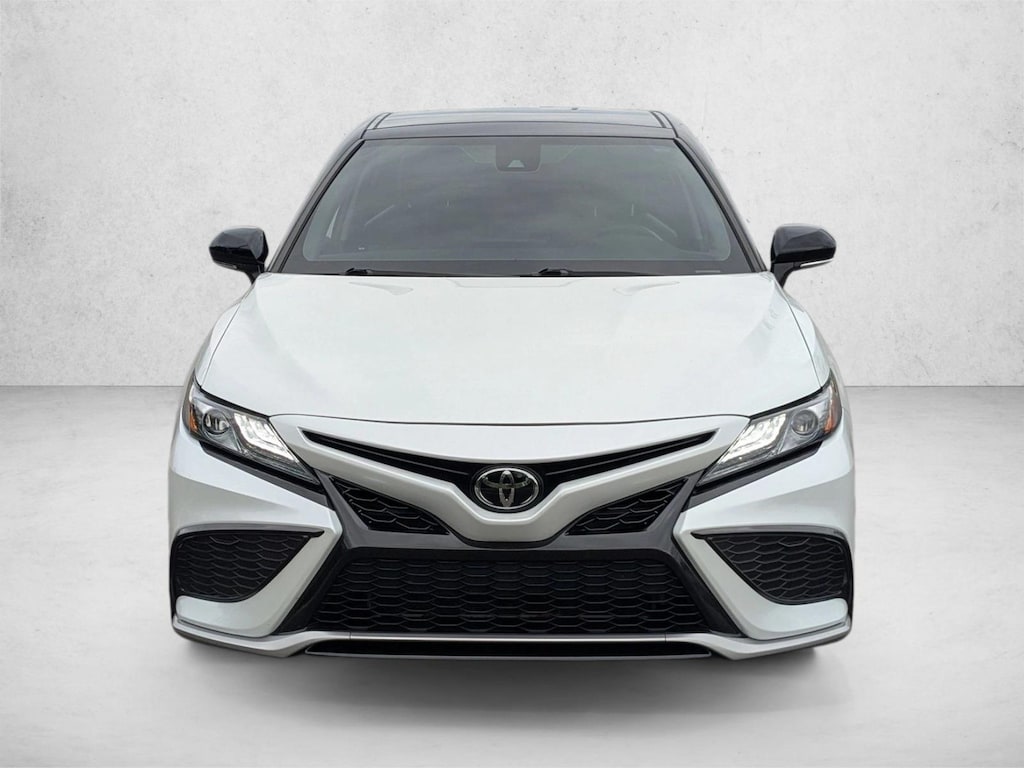 Used 2022 Toyota Camry XSE 4dr Car
