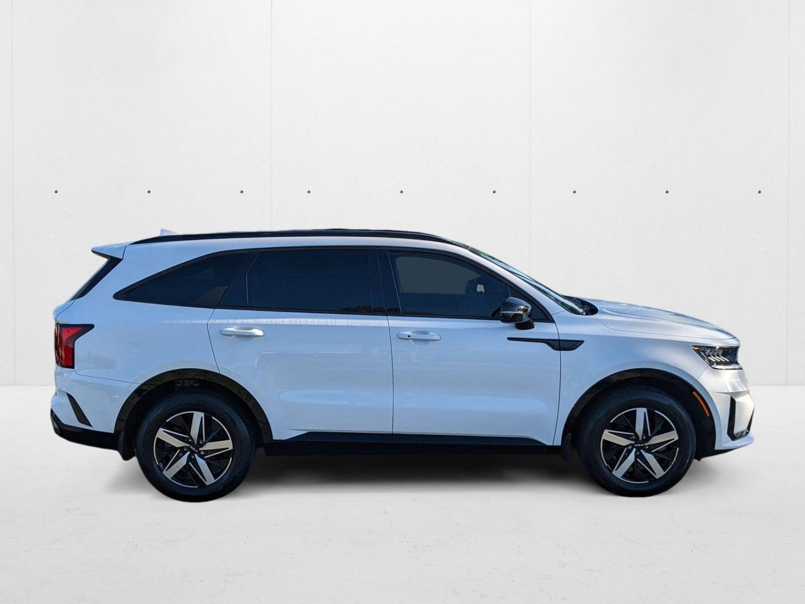 2022 Kia Sorento EX photo 4