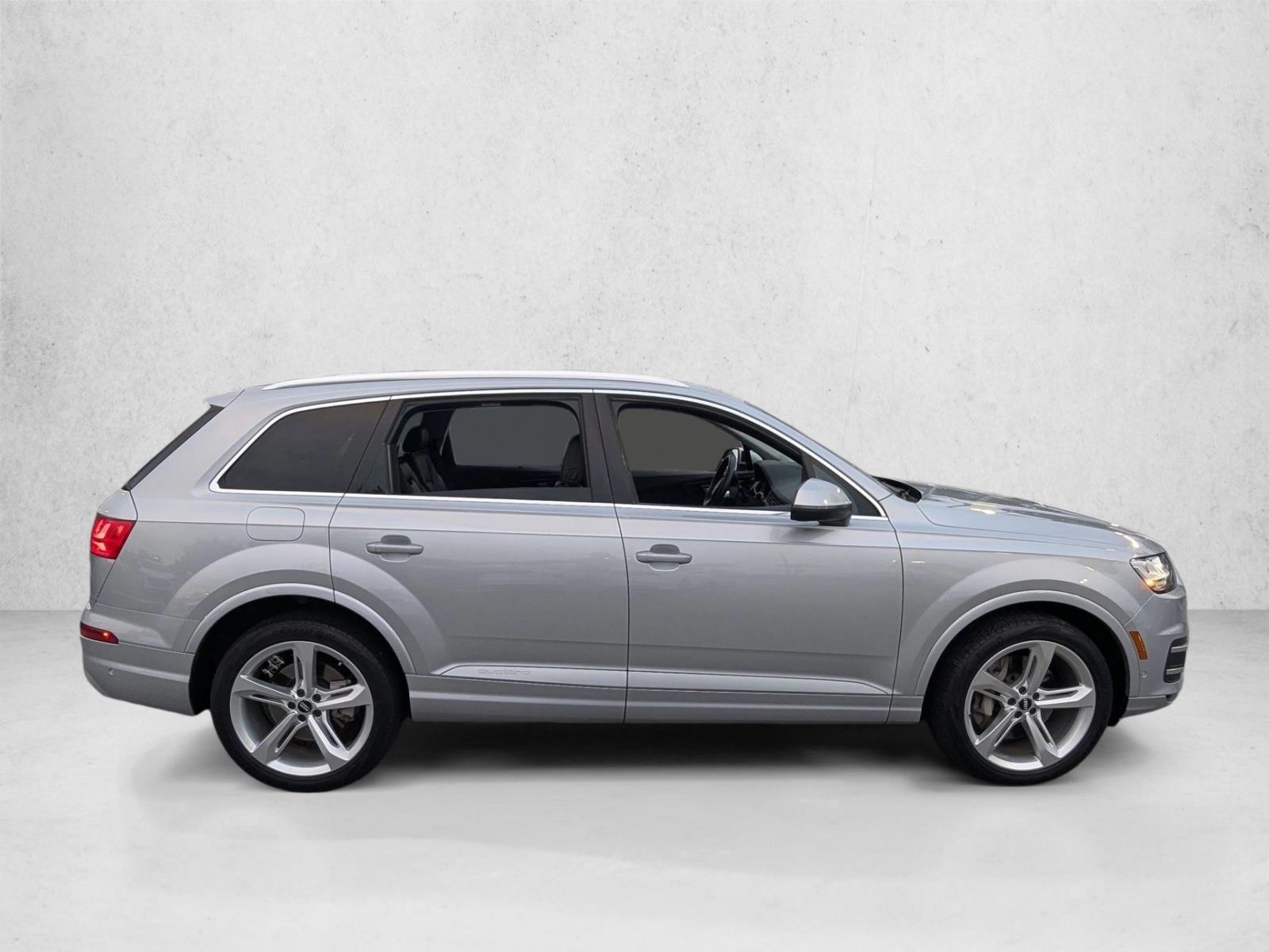 2019 Audi Q7 Prestige photo 4