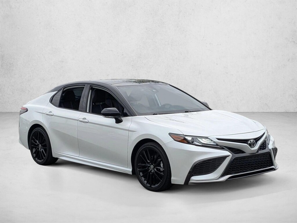 Used 2022 Toyota Camry XSE 4dr Car