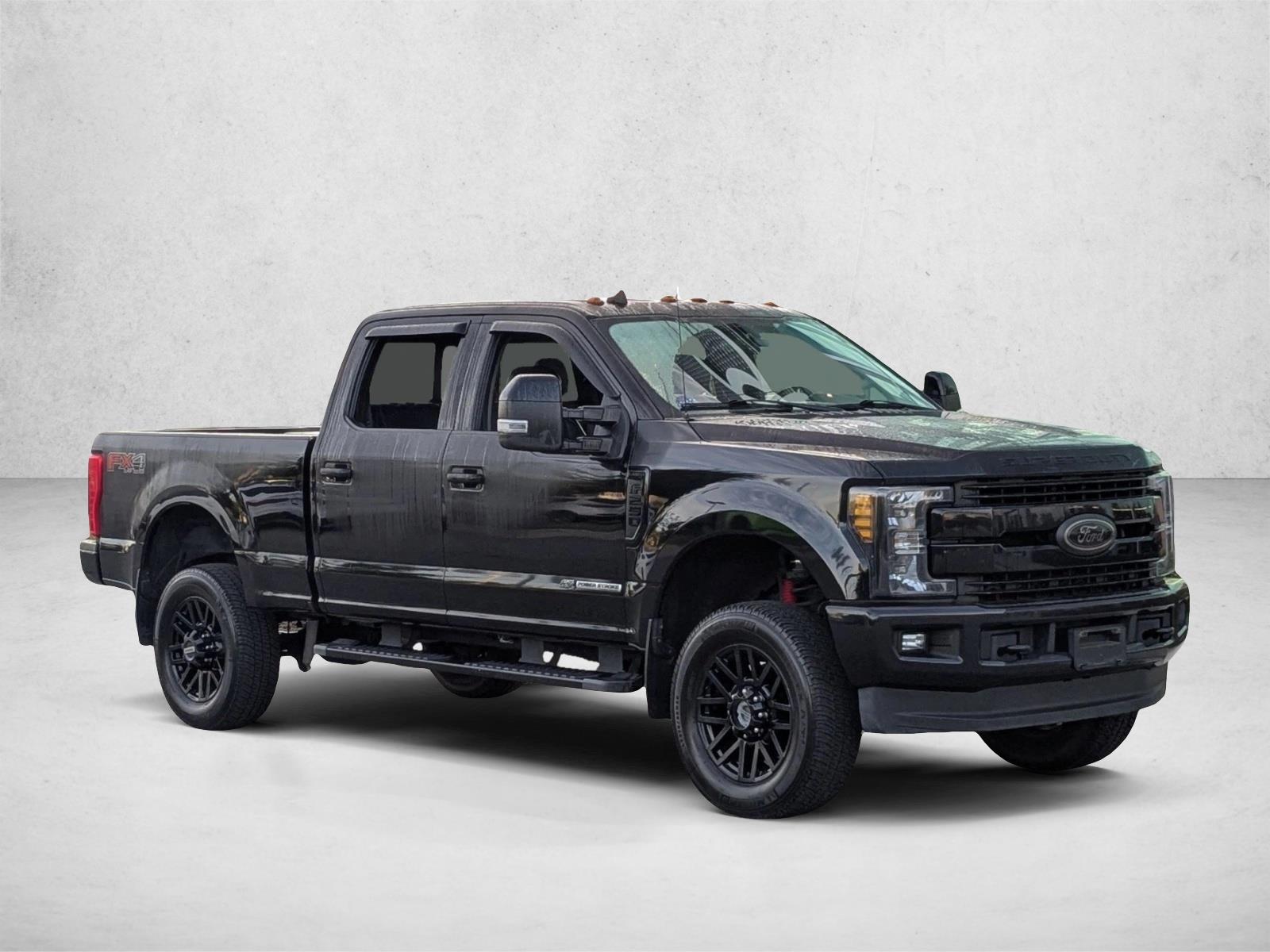2019 Ford F-250 Lariat photo 3