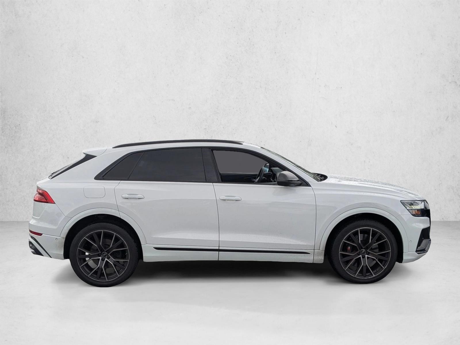 2023 Audi SQ8 Prestige photo 3