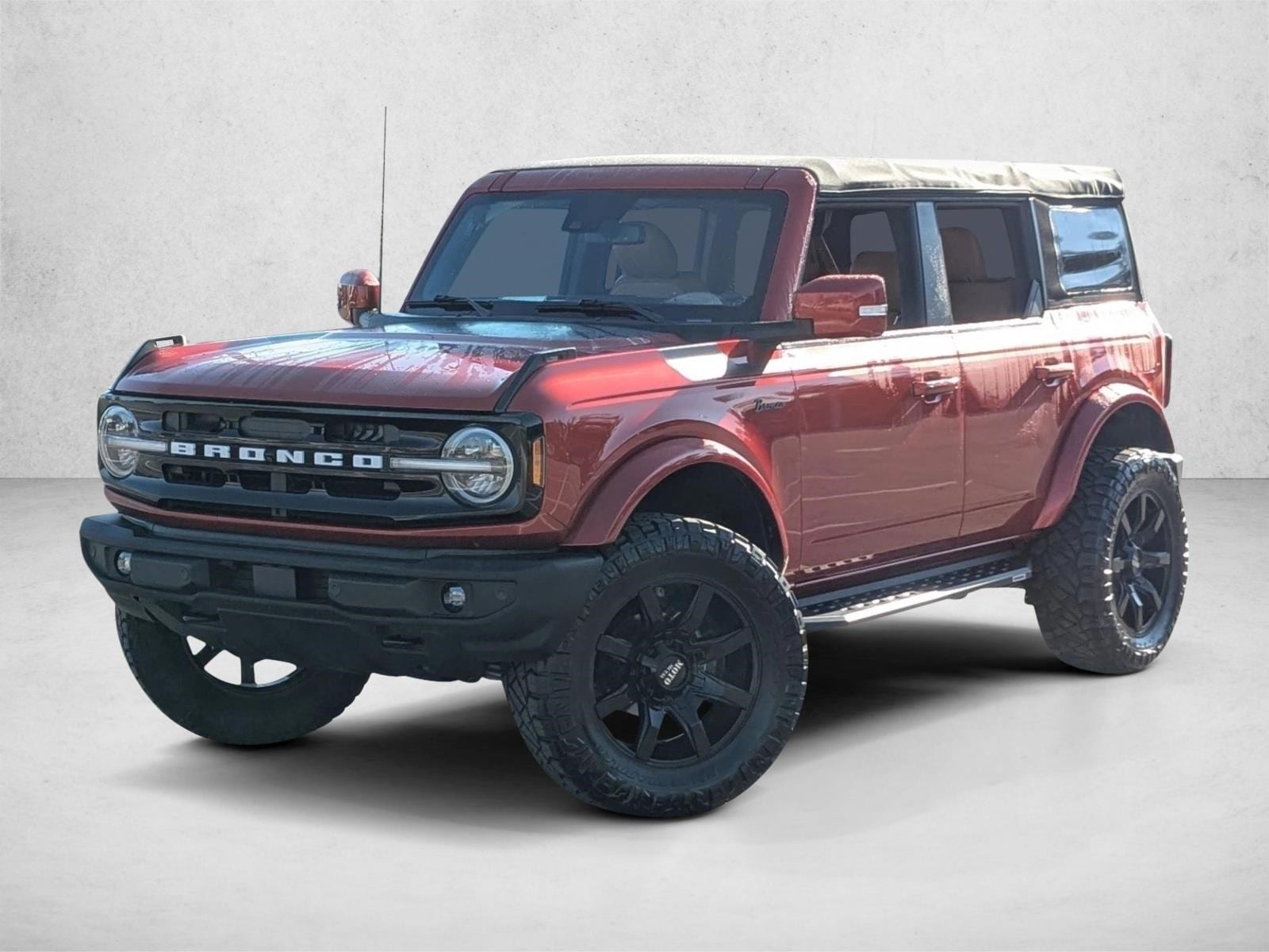 2022 Ford Bronco 4-Door Outer Banks's photo