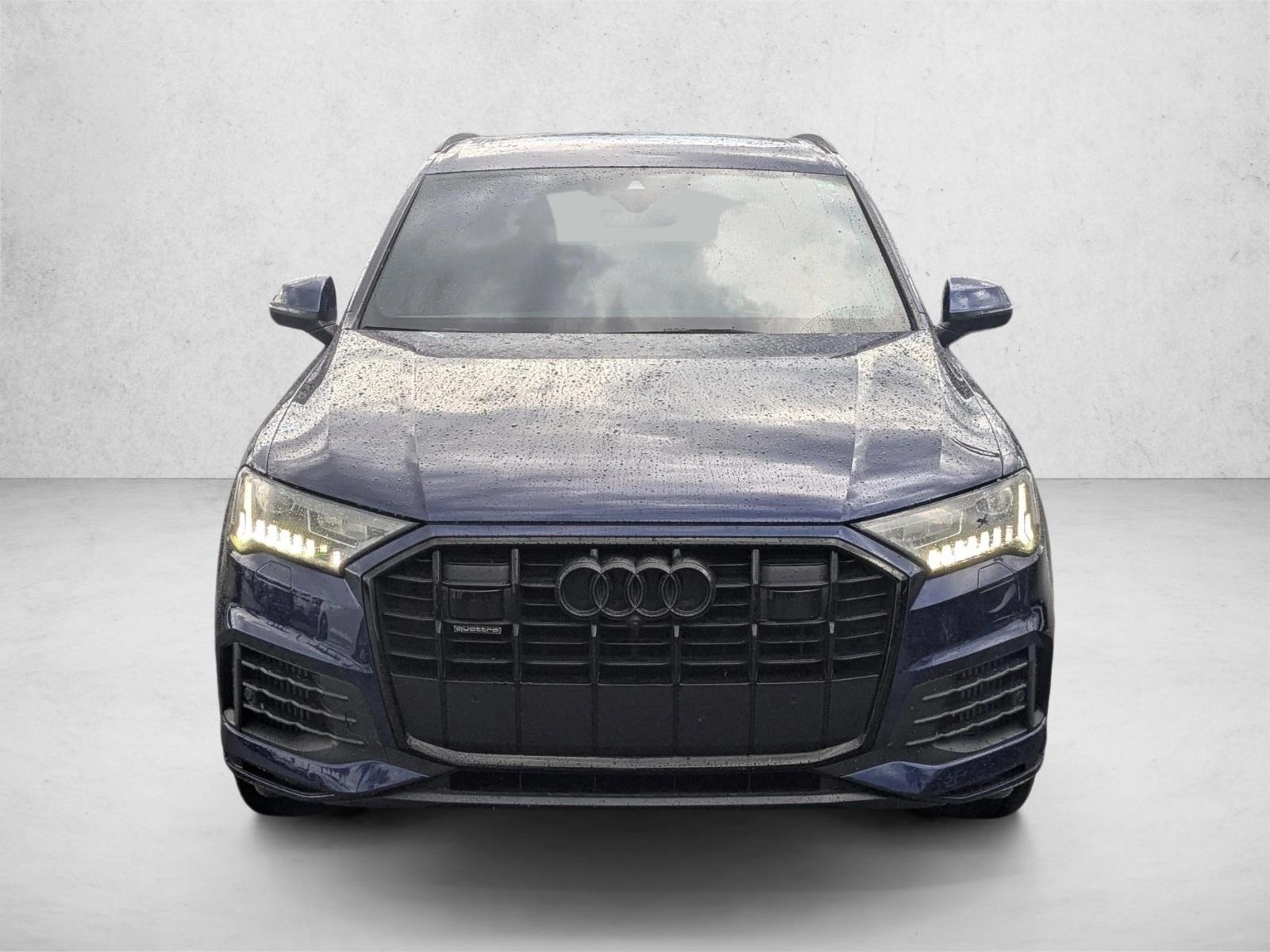 2021 Audi Q7 Prestige photo 2