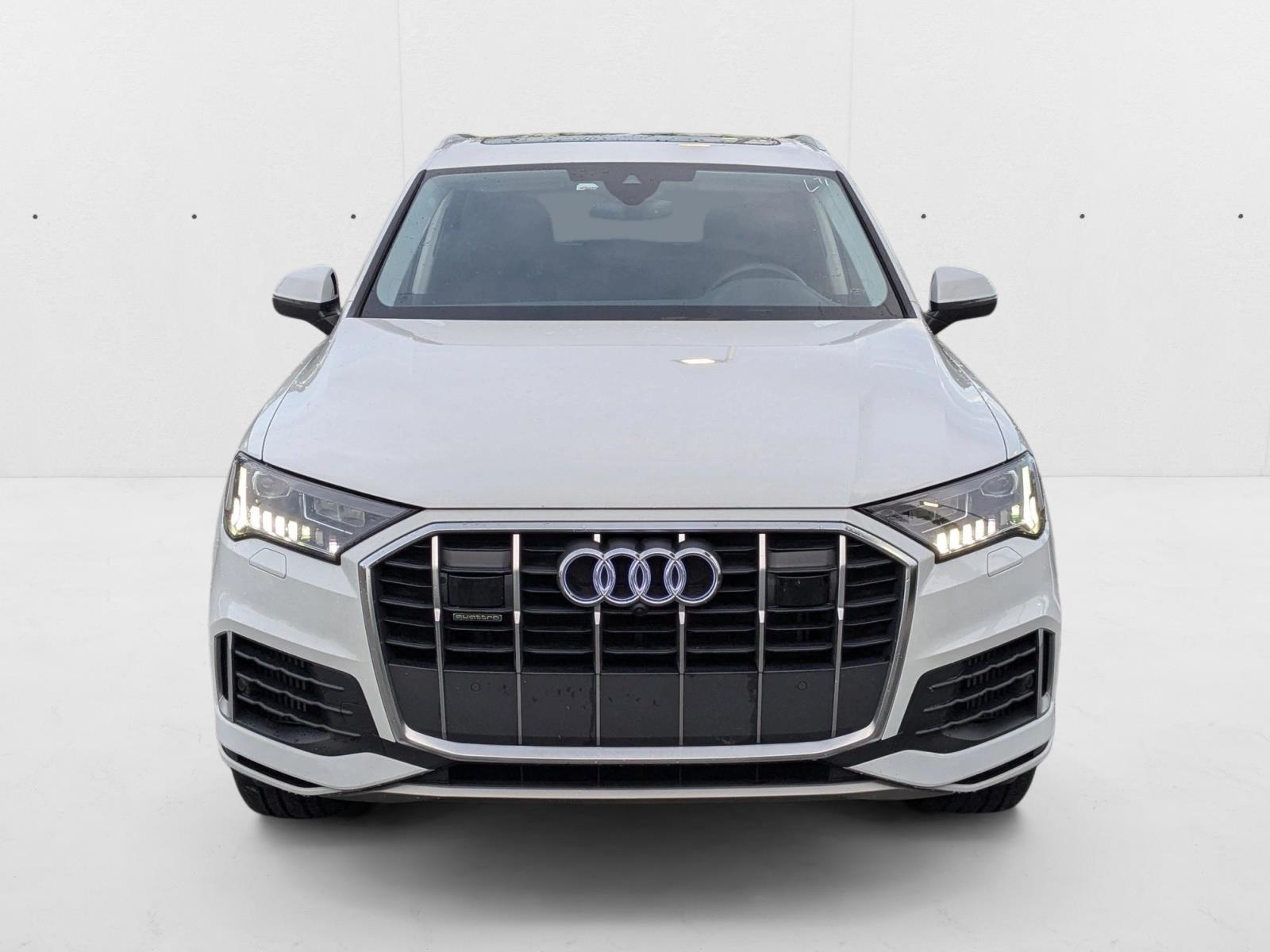 2023 Audi Q7 Premium Plus photo 2