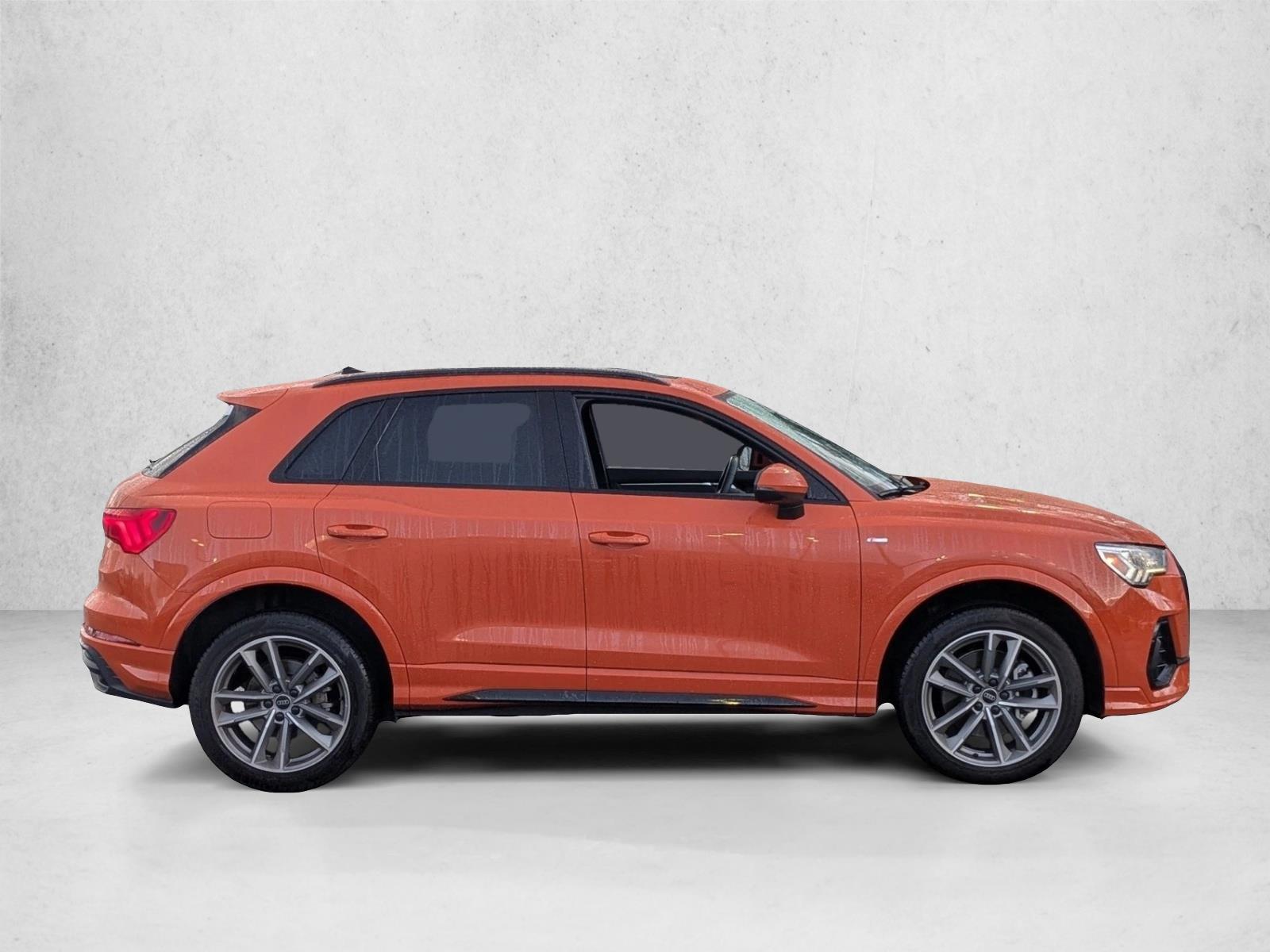 2024 Audi Q3 S line Premium photo 3