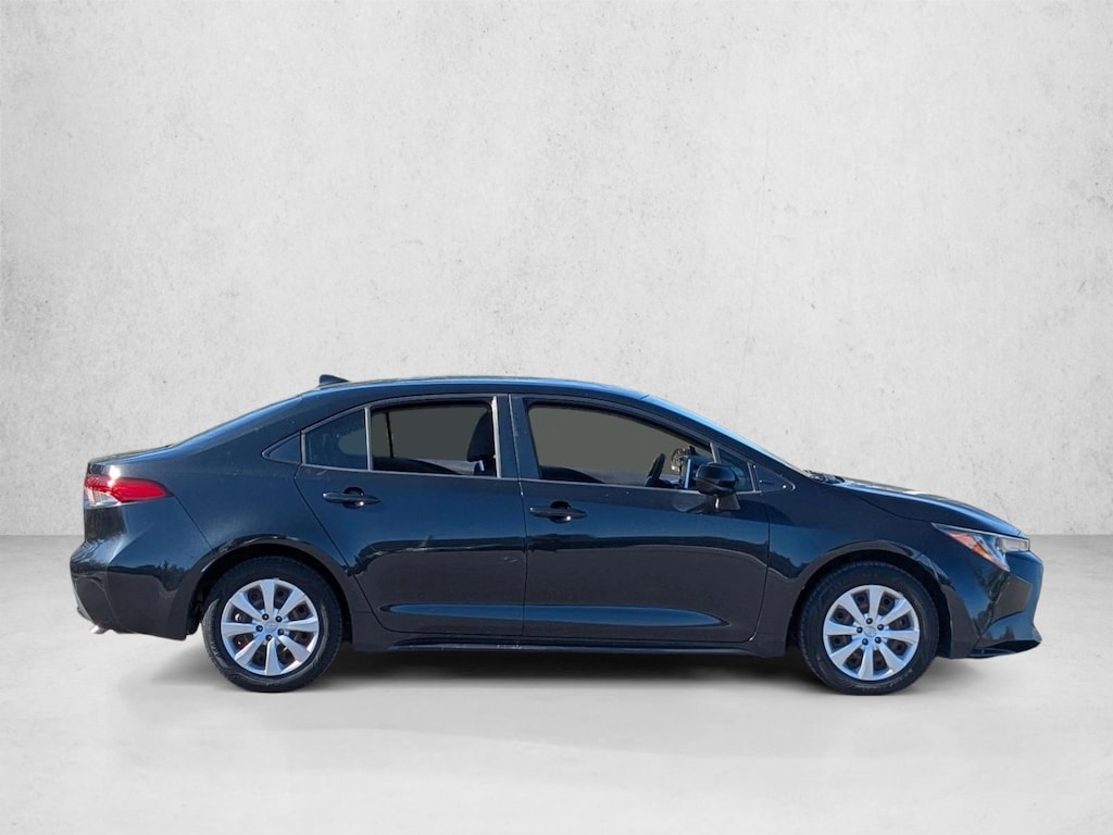 Used 2020 Toyota Corolla LE 4dr Car