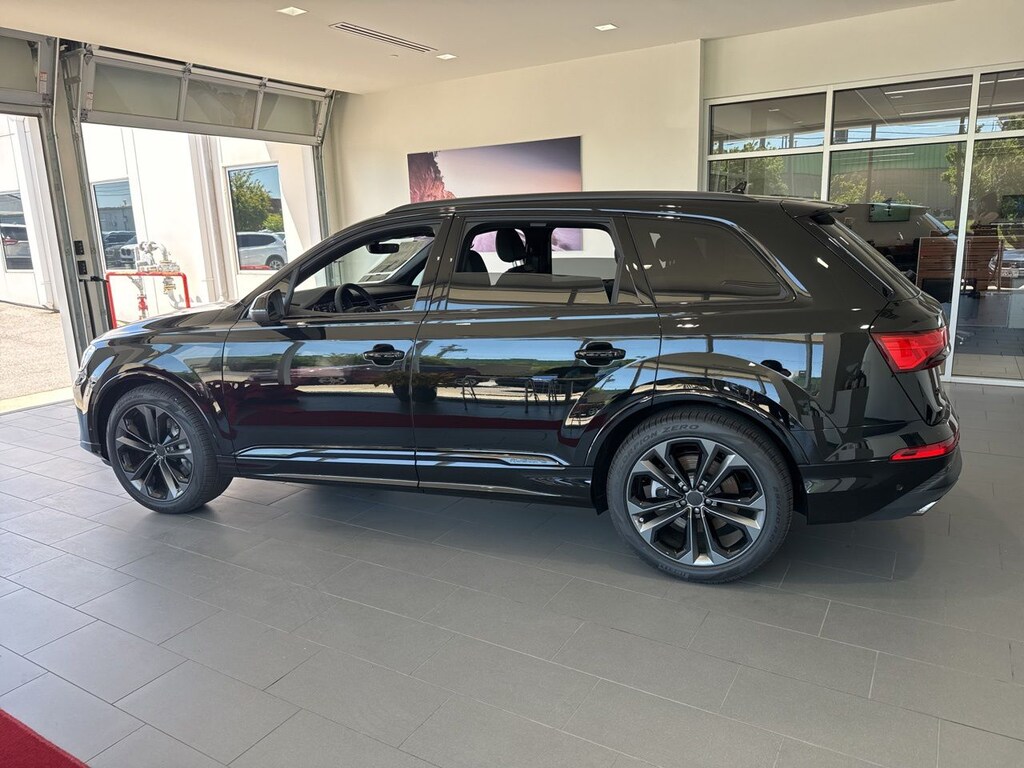 New 2026 Audi Q7 SUV