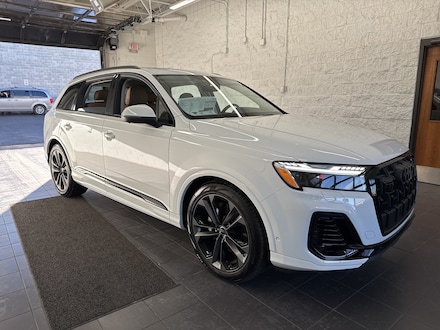 2025 Audi Q7 55 Prestige SUV