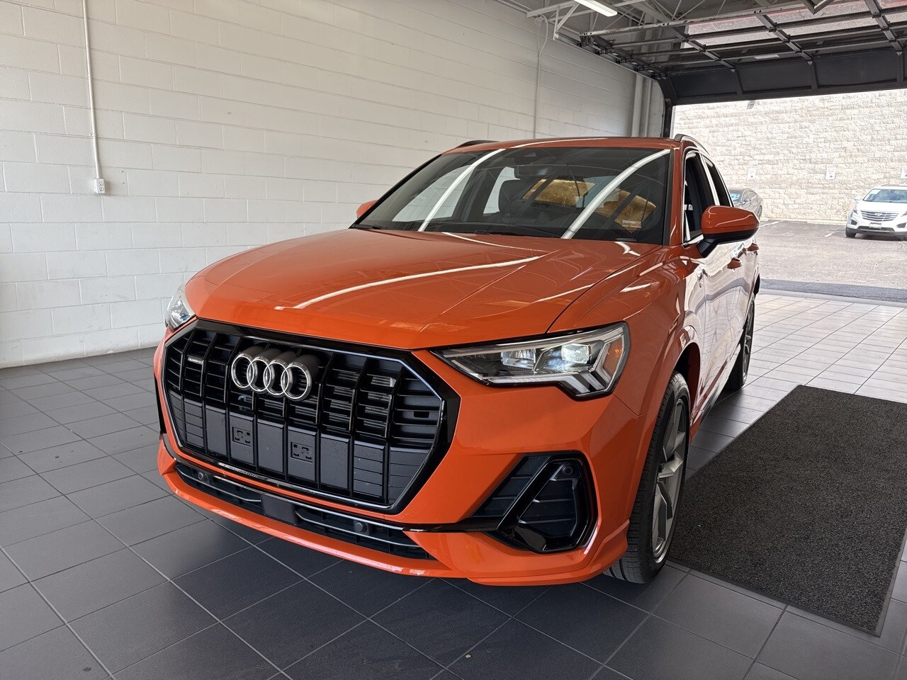 2025 Audi Q3 Premium S line photo 2