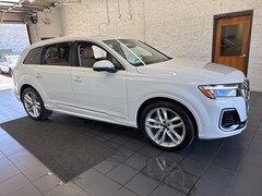 2025 Audi Q7 55 Premium Plus SUV