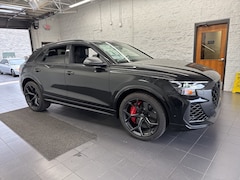 2025 Audi RS Q8 4.0T performance SUV