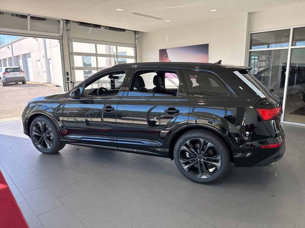 New 2026 Audi Q7 SUV