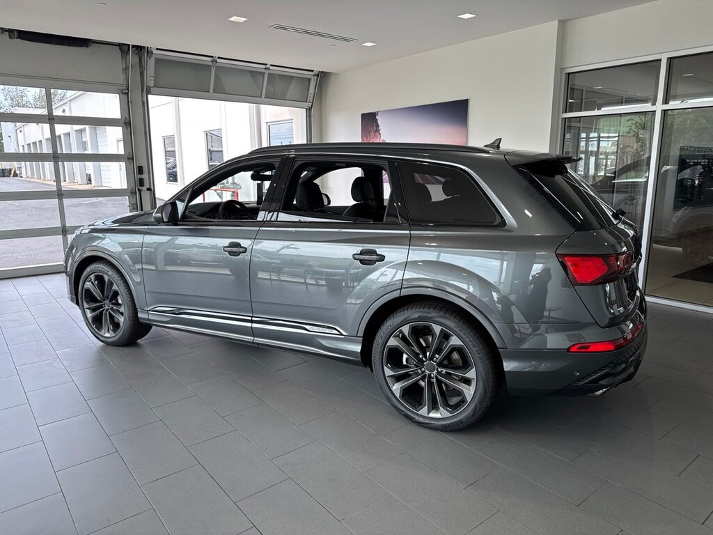 New 2026 Audi Q7 Sport Utility