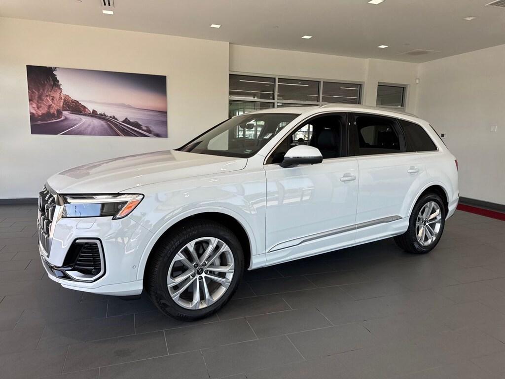 Certified 2026 Audi Q7 45 Premium Plus SUV