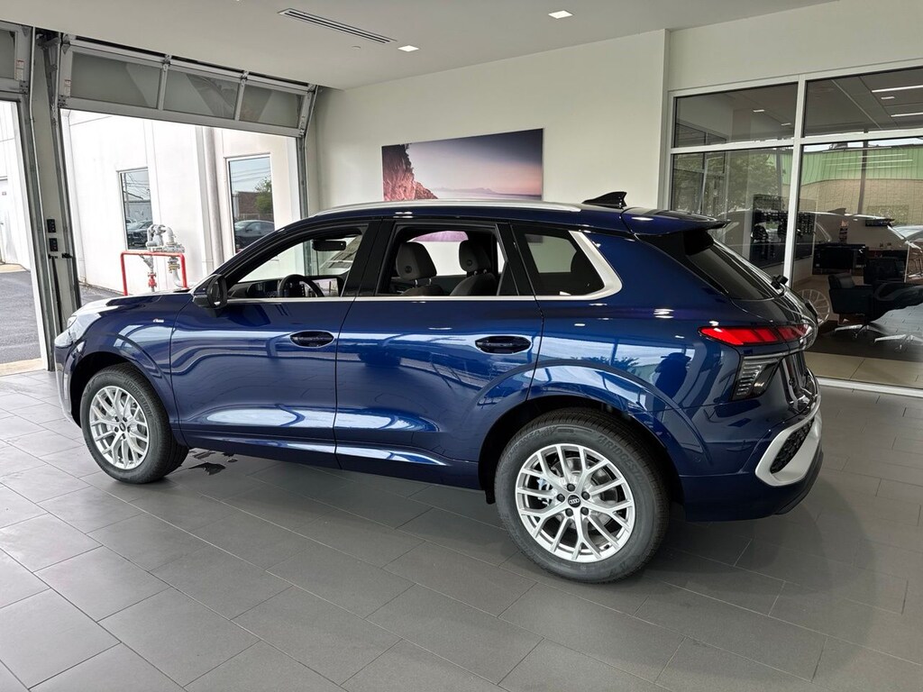 New 2026 Audi Q3 S line Sport Utility