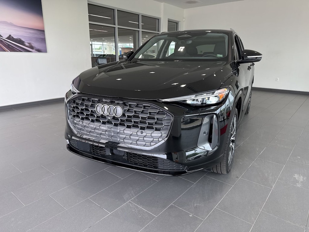 Used 2025 Audi Q5 2.0T Premium Plus SUV