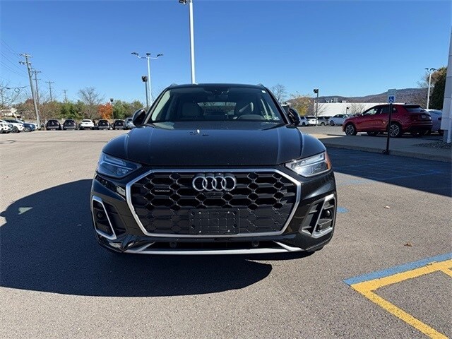 2022 Audi Q5 45 S line Premium Plus photo 3
