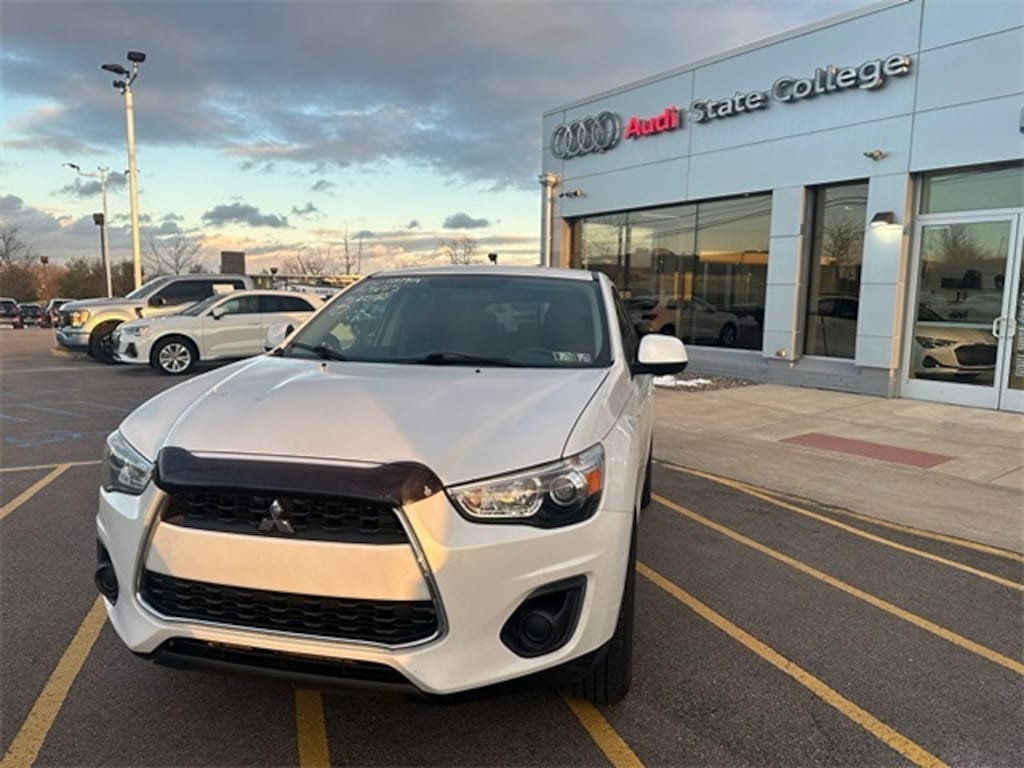 Used 2015 Mitsubishi Outlander Sport ES SUV