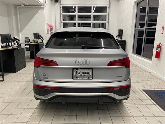 2022 Audi Q5 Sportback 45 S line Premium photo 4