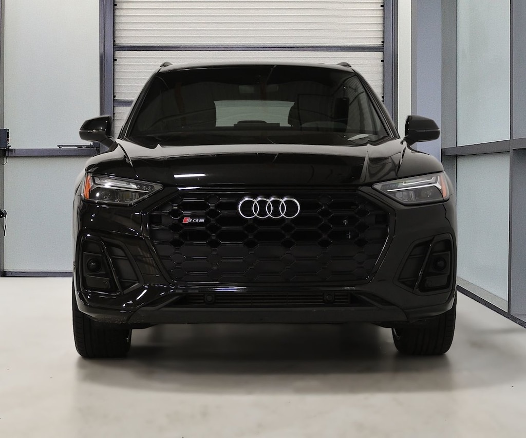 Certified 2023 Audi  Progressiv / Black Optics / Carbon / Carplay / Exc VUS