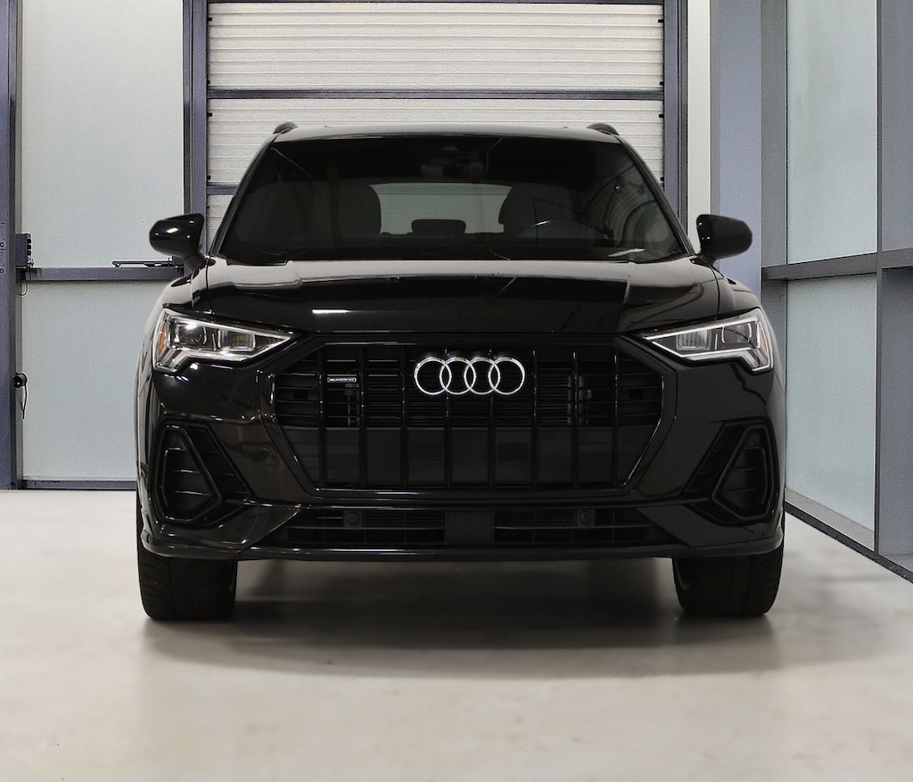 Certified 2022 Audi Progressiv / Black Optics / Carplay / Toit Pano / VUS