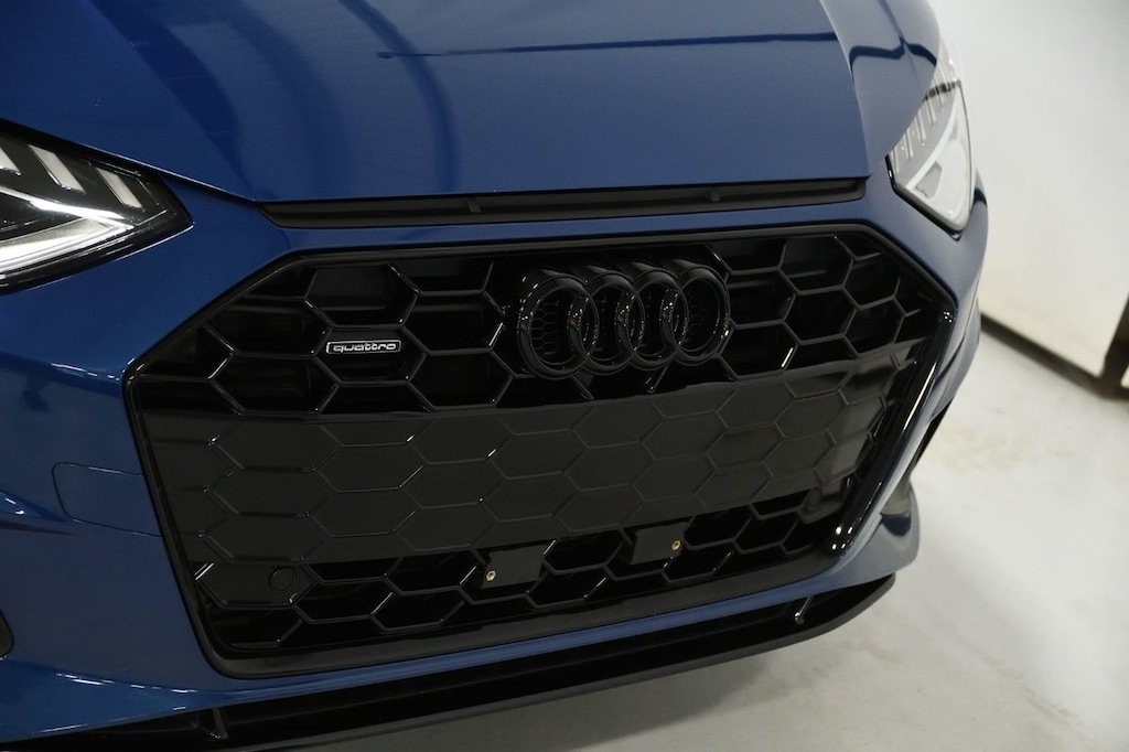 Certified 2024 Audi  Progressiv / Black Optics / Carplay / Inspected An Berline