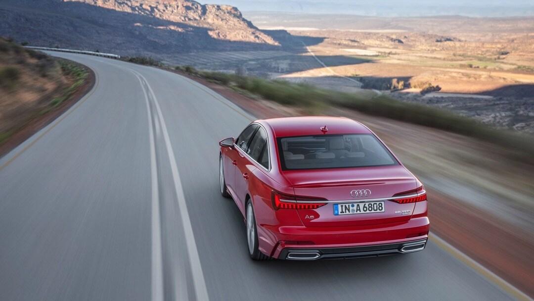 Audi A6 berline 2020 55 TFSI quattro sur la route