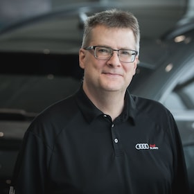 Staff member Derek Nippard from 5715c8819069