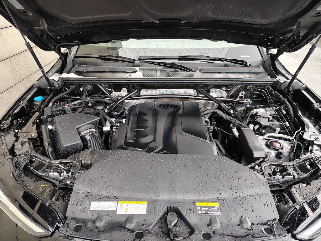 Certified 2025 Audi  2.0T SUV