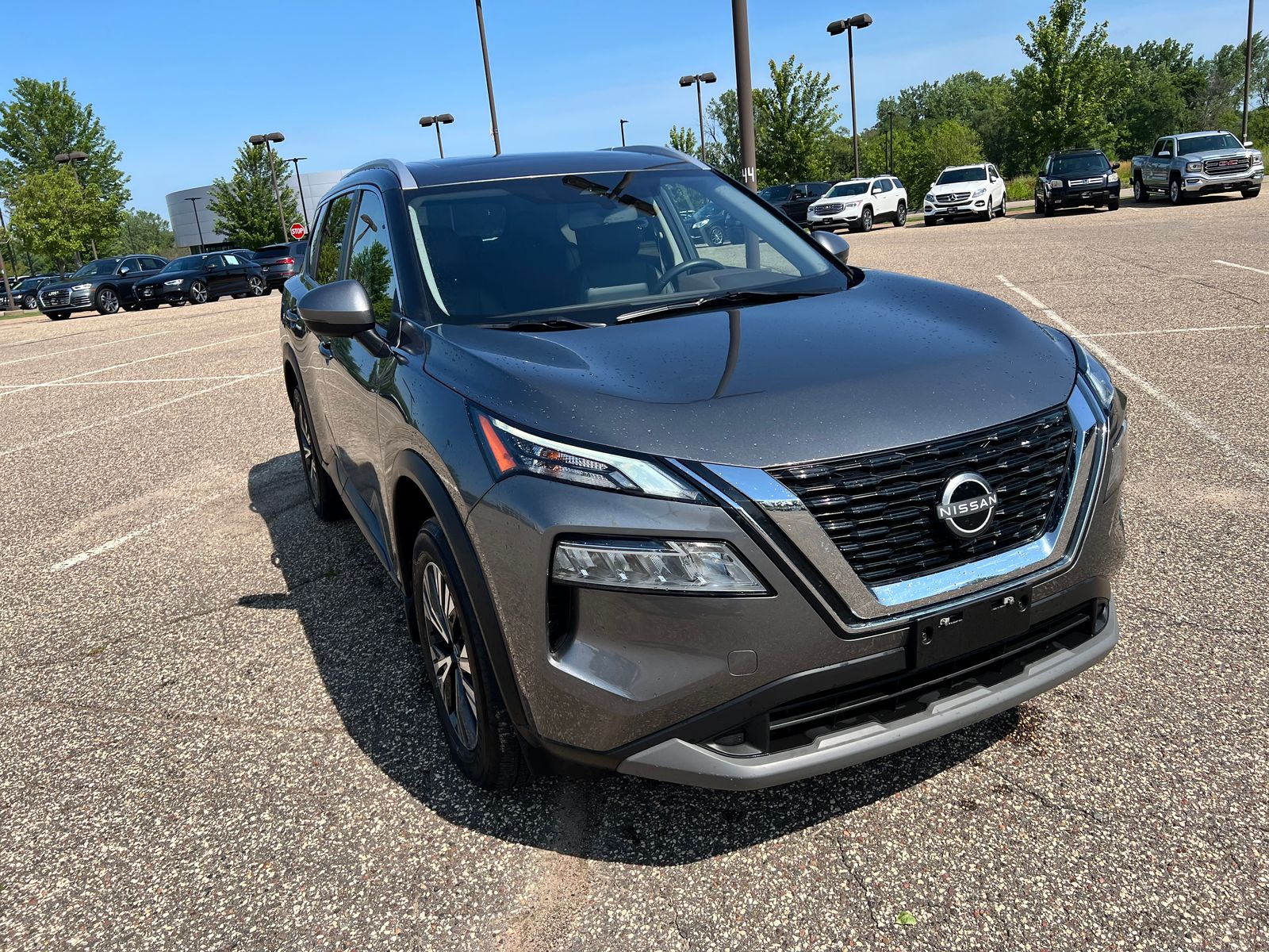 Used 2022 Nissan Rogue SV with VIN JN8BT3BB5NW336915 for sale in Minneapolis, Minnesota
