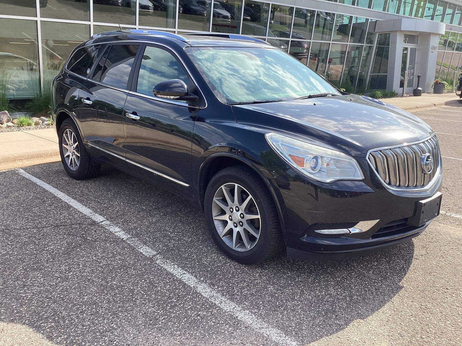 Used 2014 Buick Enclave Leather with VIN 5GAKVBKD8EJ370119 for sale in Minneapolis, Minnesota