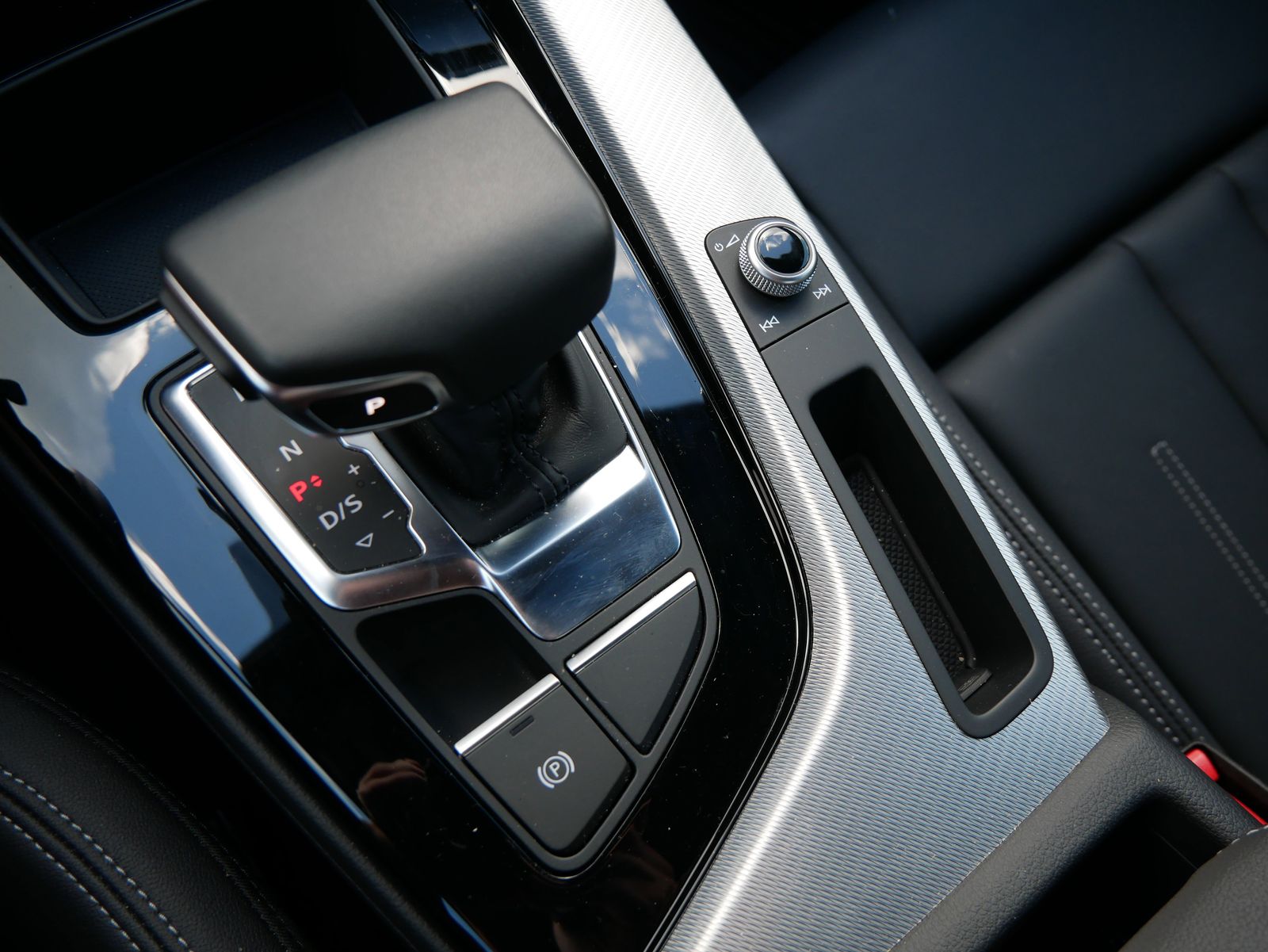 Thumbnail: 2025 Audi A5 - 22