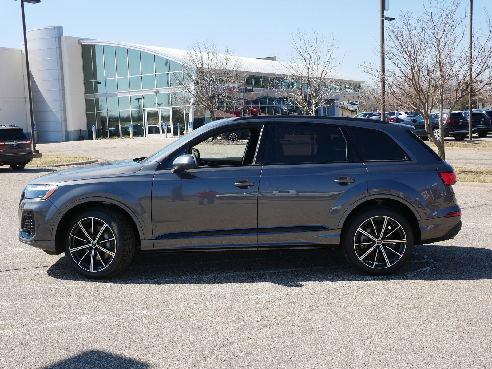 Thumbnail: 2026 Audi Q7 - 2