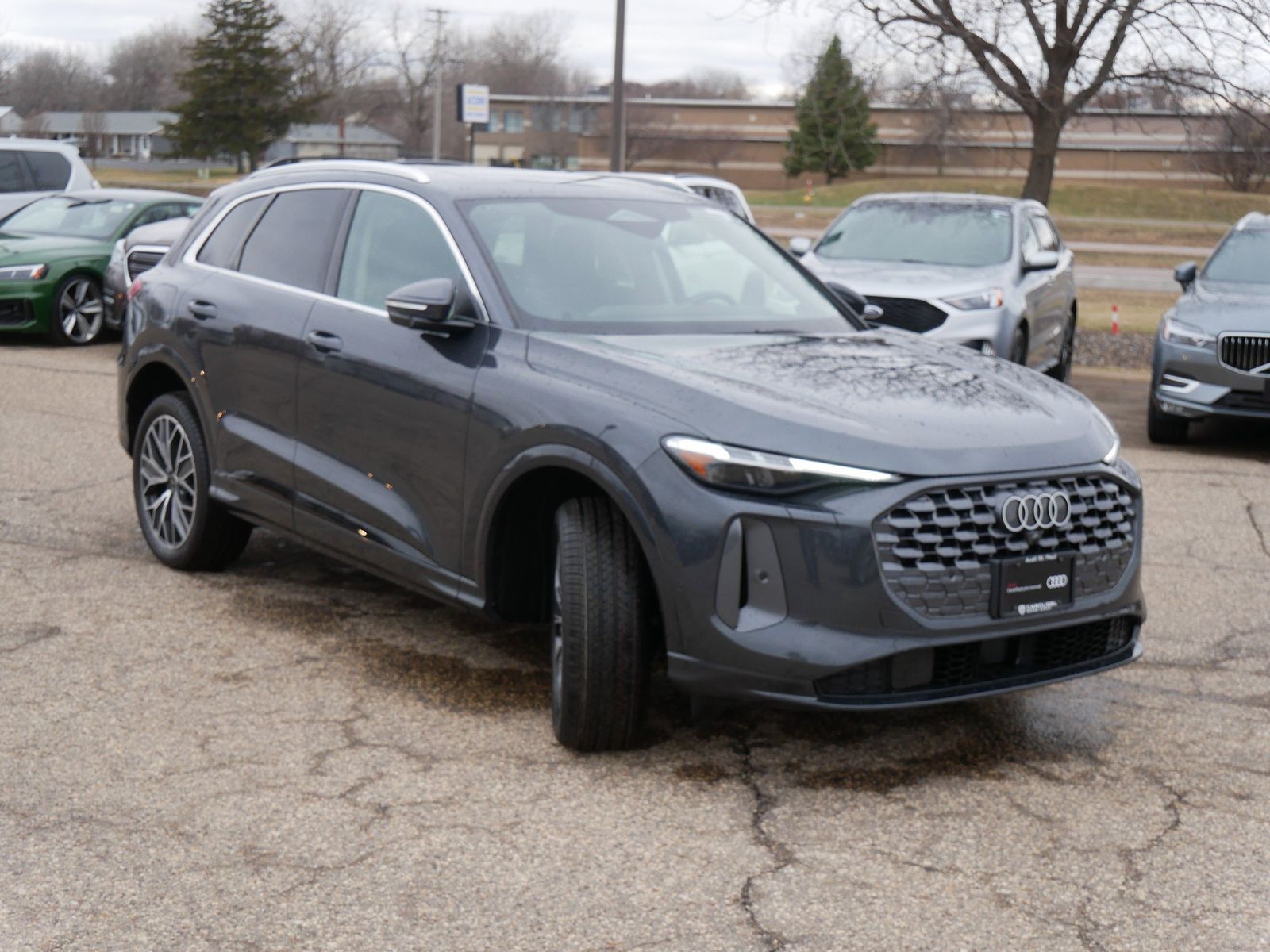 Thumbnail: 2025 Audi Q5 - 6