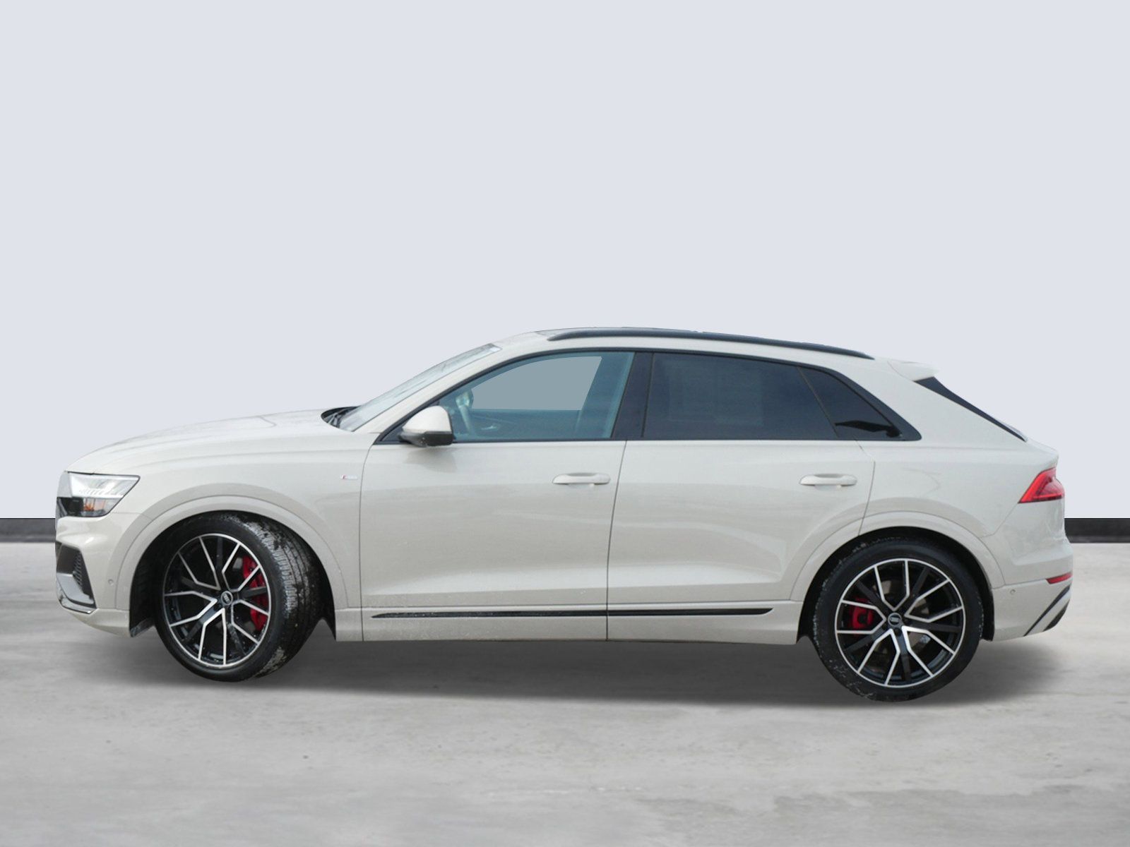 Thumbnail: 2021 Audi Q8 - 2