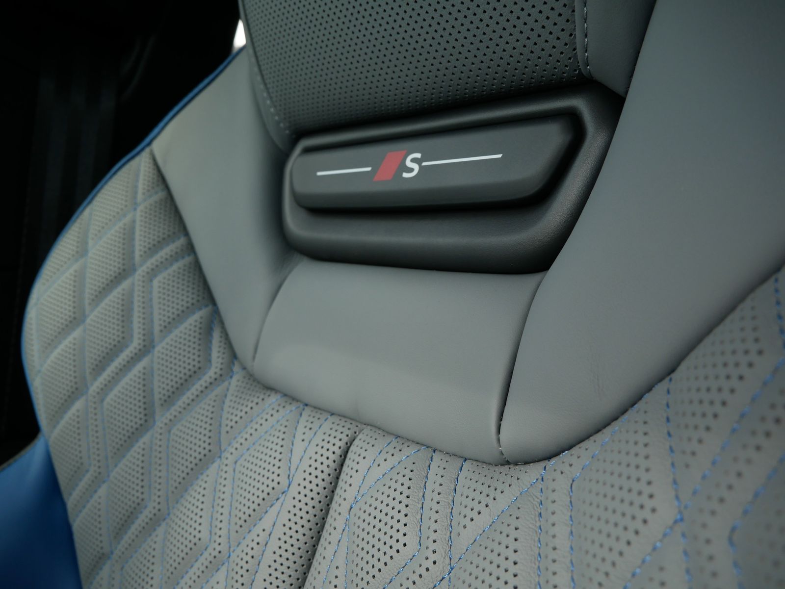 Thumbnail: 2025 Audi S5 - 14