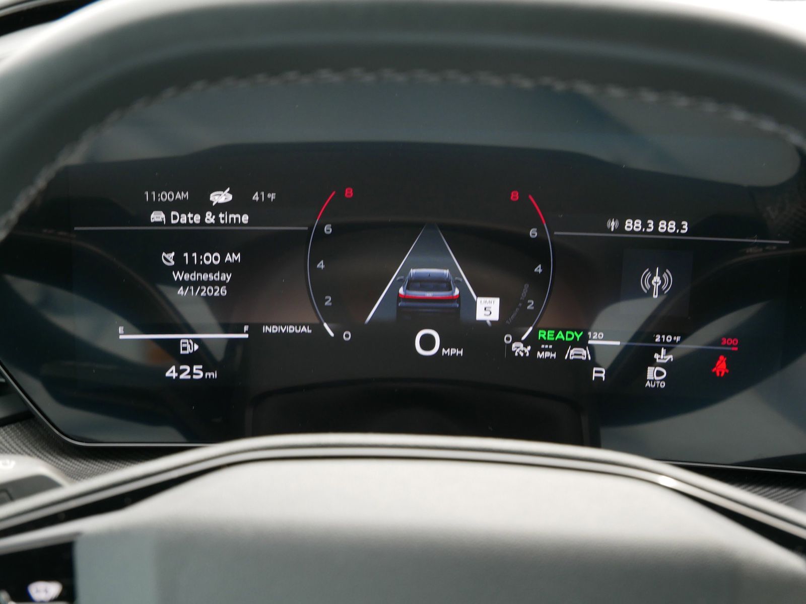 Thumbnail: 2025 Audi SQ5 - 22