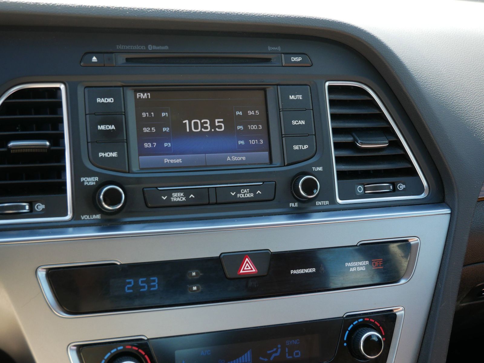 Thumbnail: 2015 Hyundai Sonata - 13