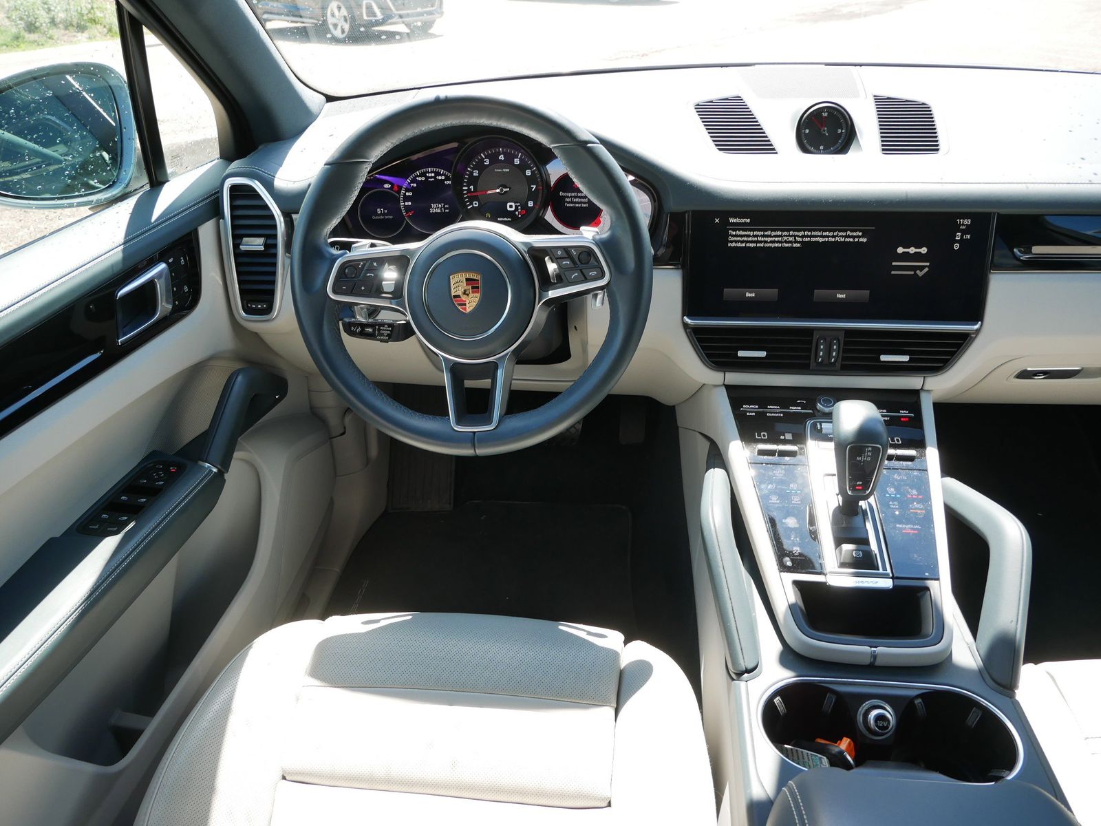 Thumbnail: 2023 Porsche Cayenne - 10