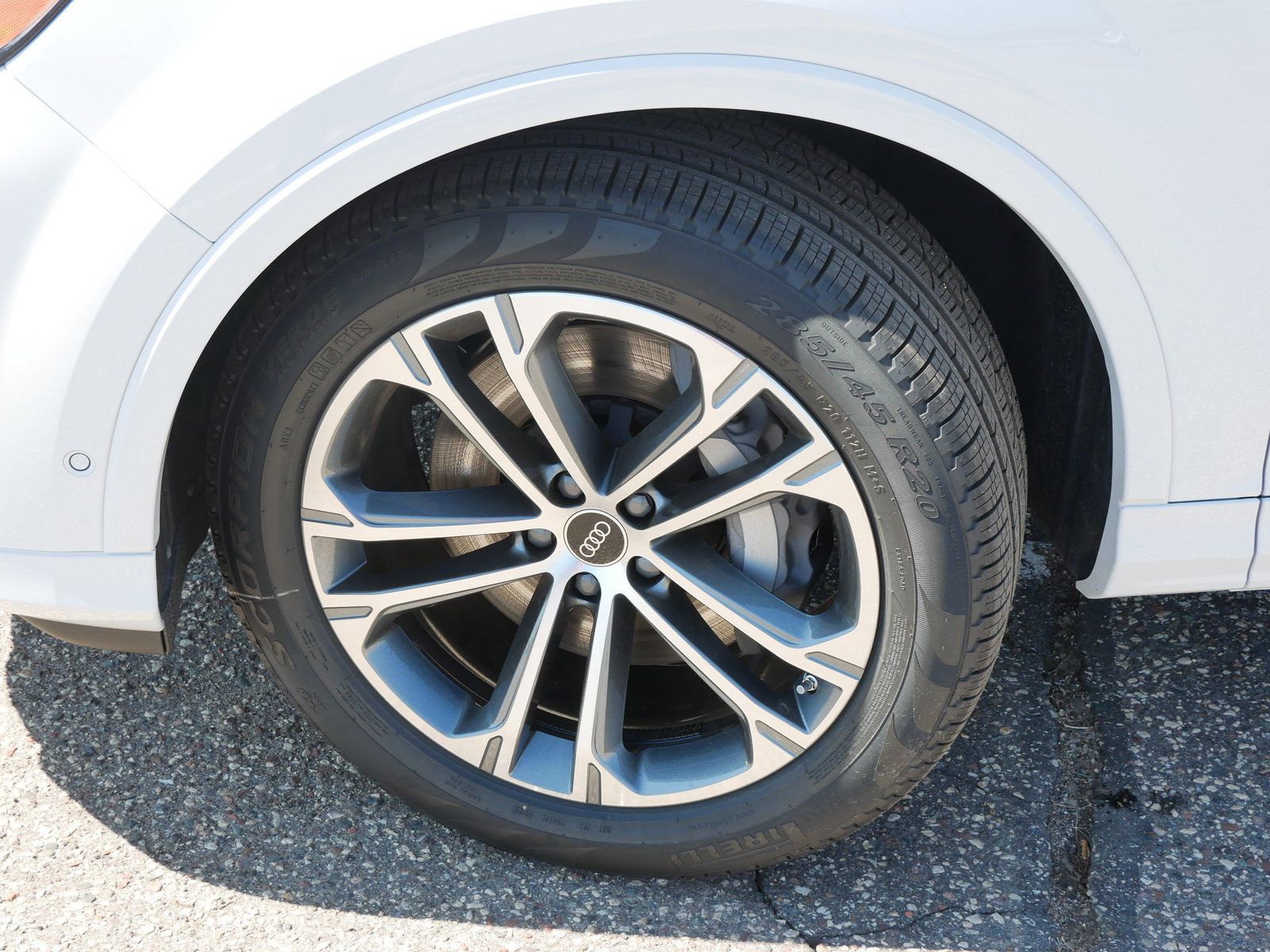 Thumbnail: 2026 Audi Q7 - 7