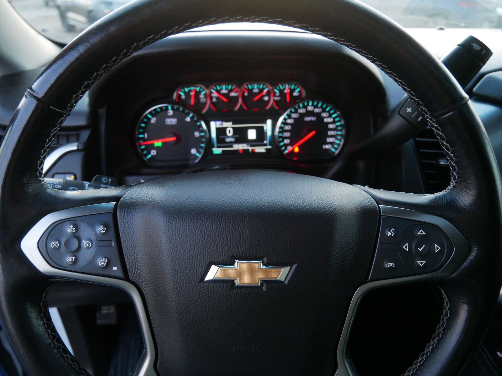 Thumbnail: 2019 Chevrolet Suburban - 26