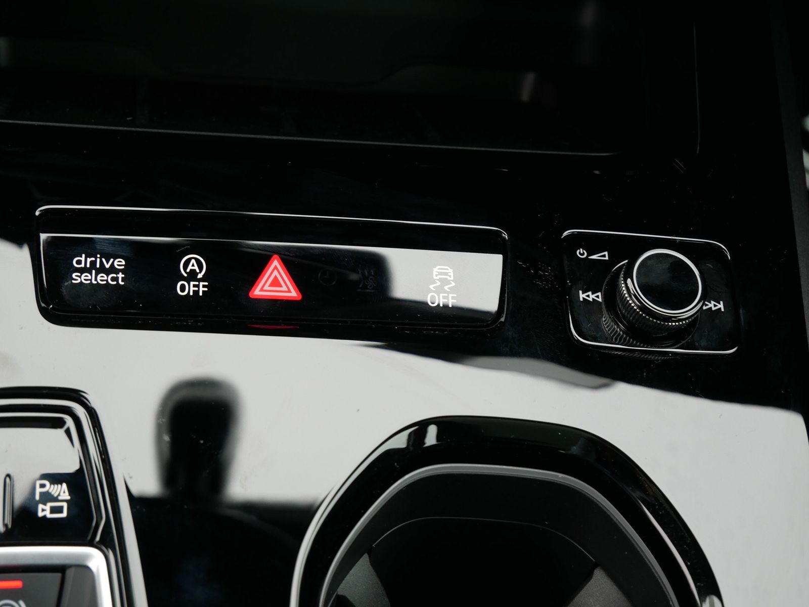 Thumbnail: 2025 Audi A5 - 17