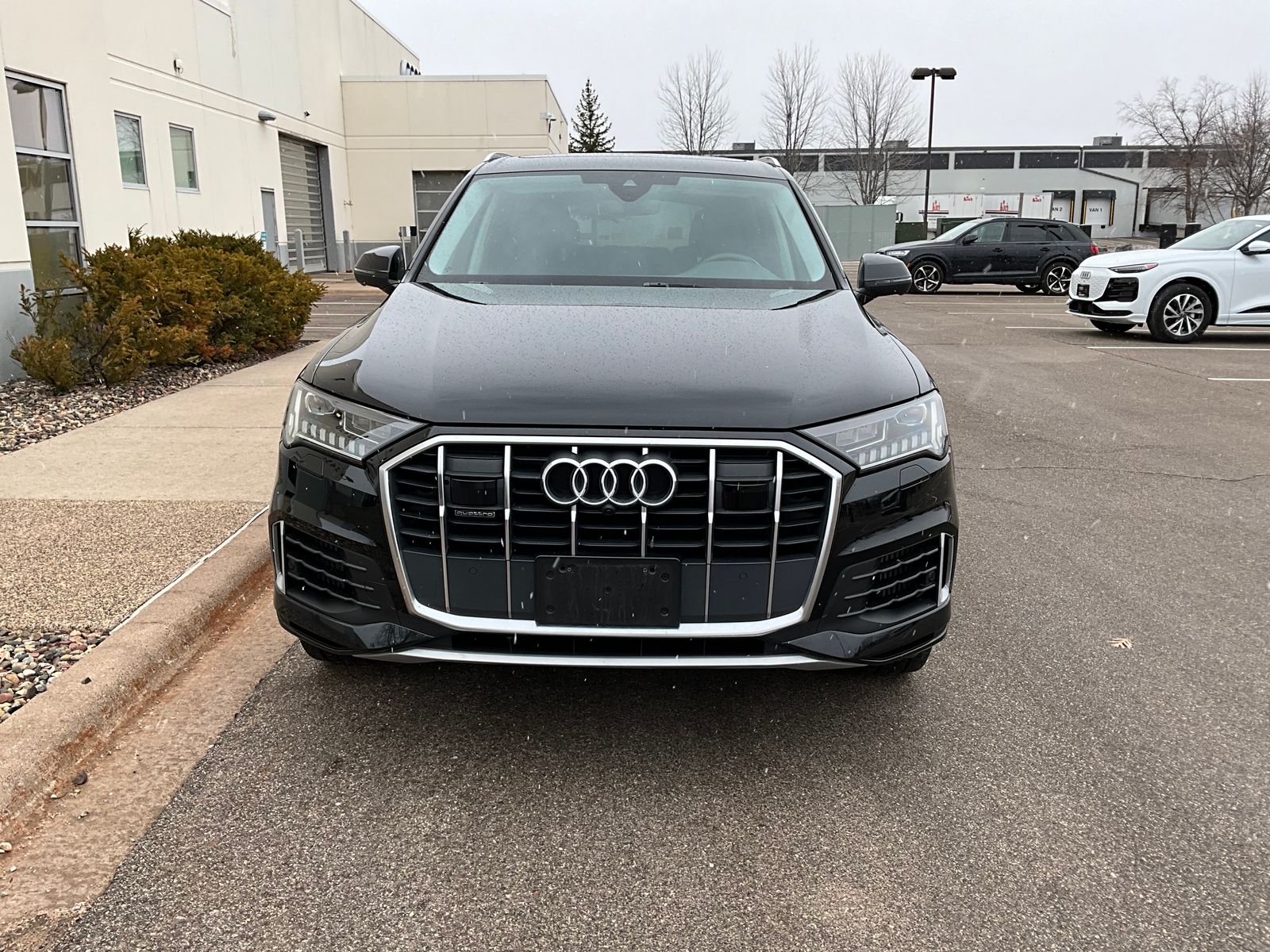 Thumbnail: 2023 Audi Q7 - 9